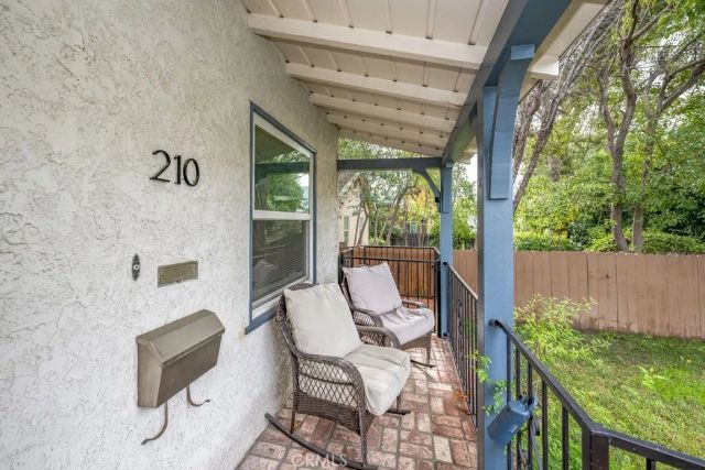 210 N Naomi, Burbank, CA 91505