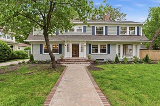 6117 Morningside Drive, Kansas City, MO 64113