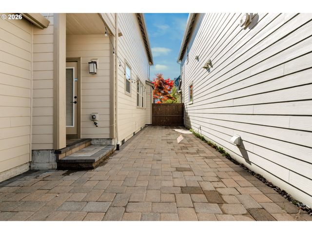 14741 Nw COSMOS St, Portland, OR 97229