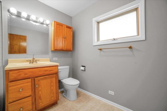 1303 Rice Street, Melrose Park, IL 60160