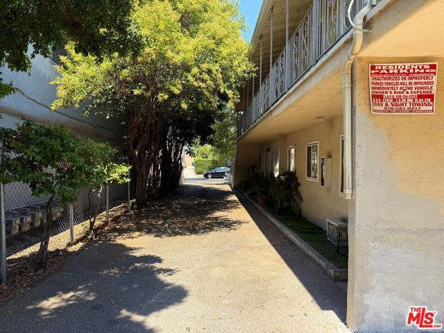 14310 Tiara Street, Sherman Oaks (los Angeles), CA 91401