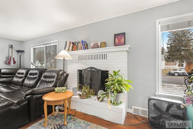 710 12th Street, Idaho Falls, ID 83404