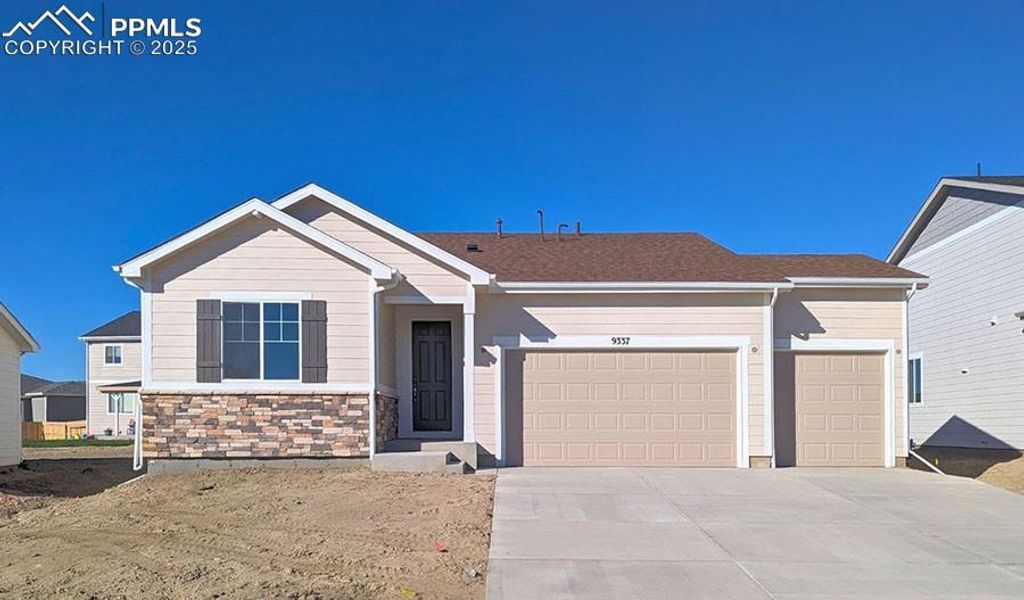 9337 Golden Buffs Drive, Colorado Springs, CO 80925