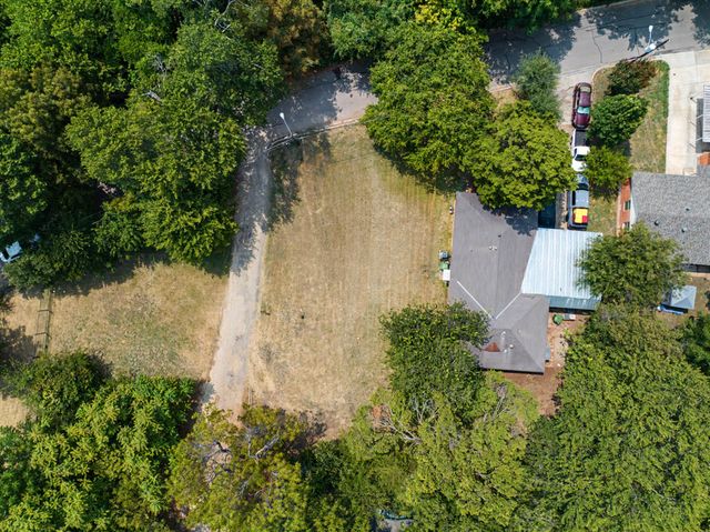 3815 Higgins Avenue, Cockrell Hill, TX 75211