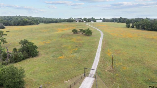 17655 FM 832, Buffalo, TX 75831