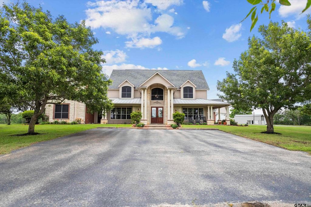 17655 FM 832, Buffalo, TX 75831