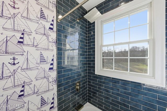 1 Lakeview Drive, Manalapan, NJ 07726