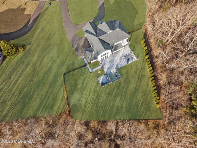 1 Lakeview Drive, Manalapan, NJ 07726