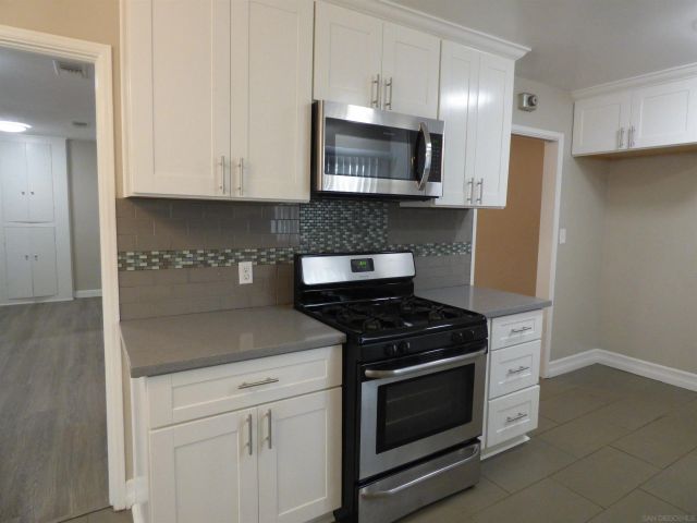 4015 Calavo Dr, La Mesa, CA 91941