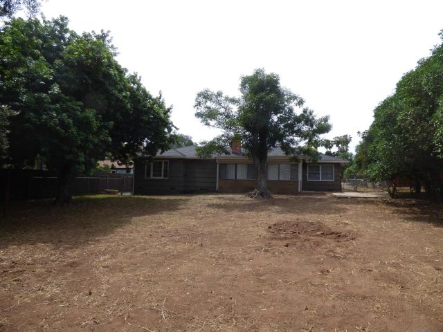 4015 Calavo Dr, La Mesa, CA 91941