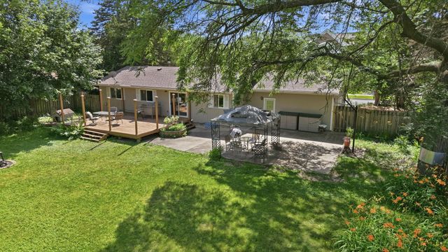 10655 Beard Avenue S, Bloomington, MN 55431