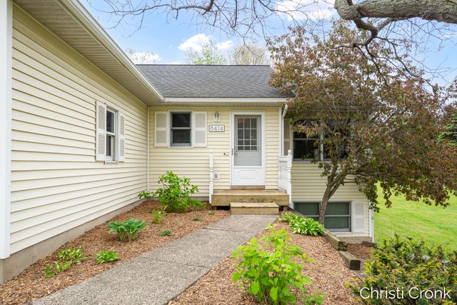 8414 Windstone Drive Ne, Algoma Twp, MI 49341