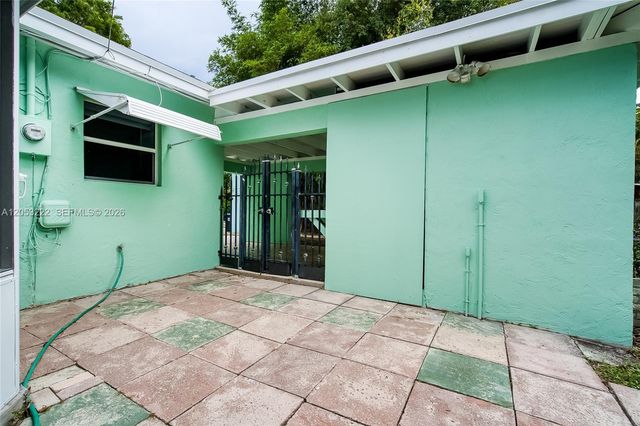 1427 Crest Drive, Lake Worth, FL 33461