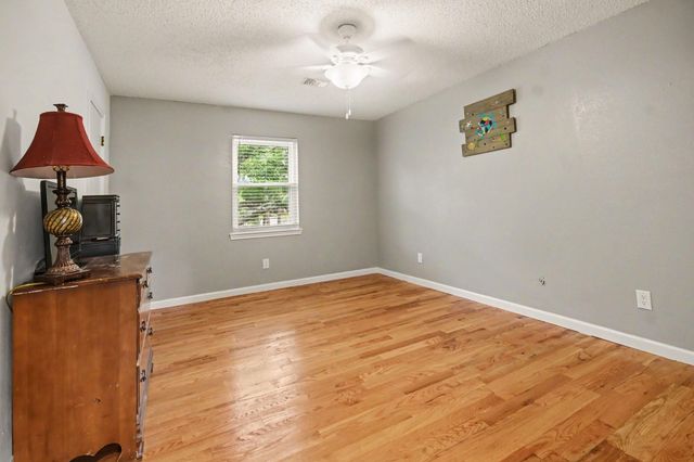 10439 Catlett Lane, La Porte, TX 77571