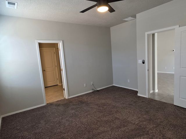 1724 Valle Vista Road NW, Los Lunas, NM 87031