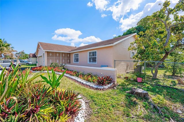 13872 SW 285th St, Homestead, FL 33033