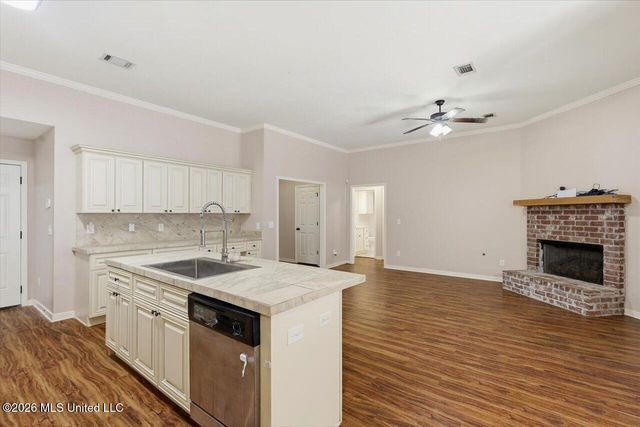 624 Lexington Drive, Florence, MS 39073