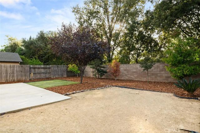 1614 Harvest Glen, Chico, CA 95928