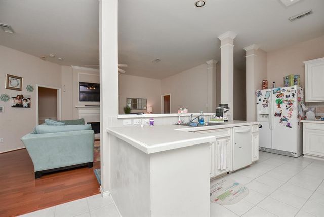 3606 Chesapeake Court, Pearland, TX 77584