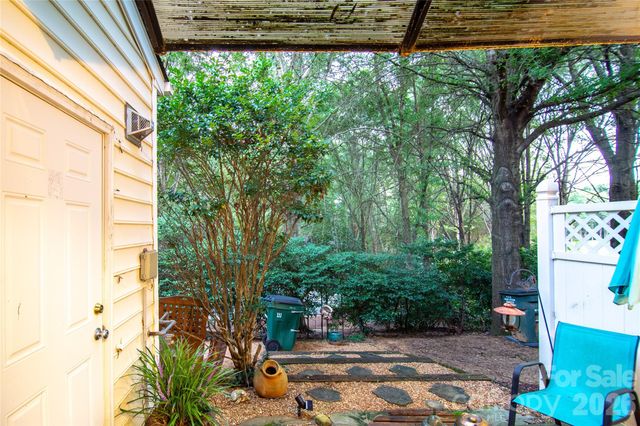 8310 Chaceview Court, Charlotte, NC 28269