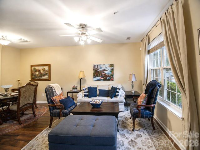 8310 Chaceview Court, Charlotte, NC 28269