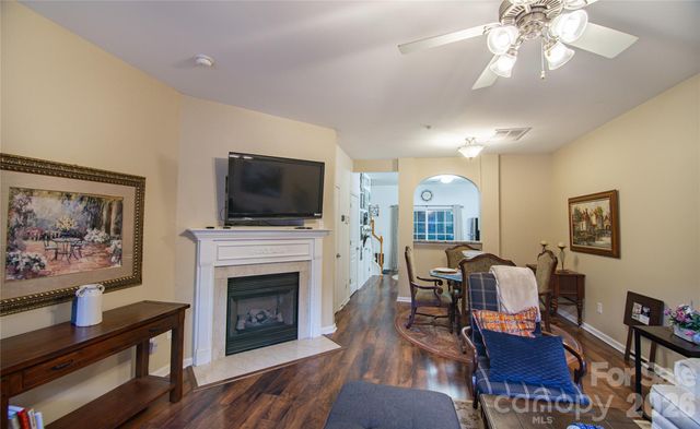 8310 Chaceview Court, Charlotte, NC 28269