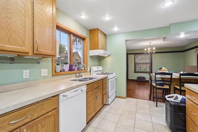 7008 Elmwood Avenue, Middleton, WI 53562