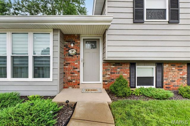2785 Rosewood Drive, Arnold, MO 63010