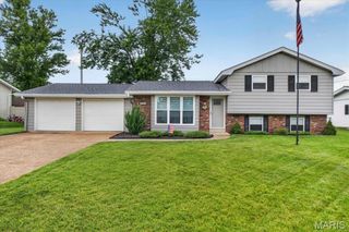 2785 Rosewood Drive, Arnold, MO 63010