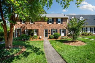 3840 Huntingreen Lane B, Winston-salem, NC 27106
