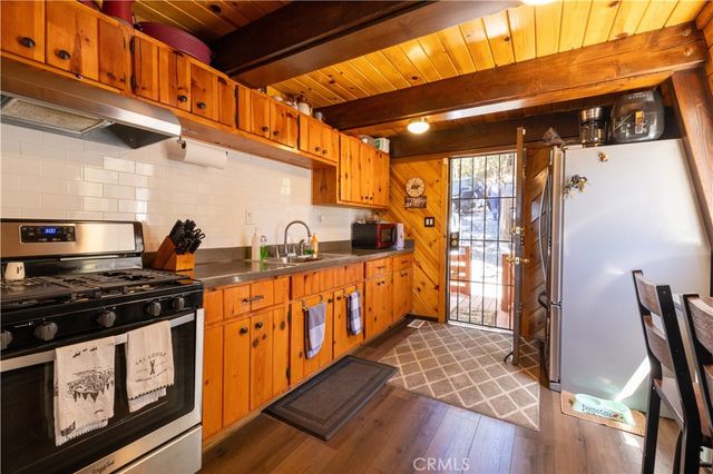 2476 Elko, Arrowbear, CA 92382