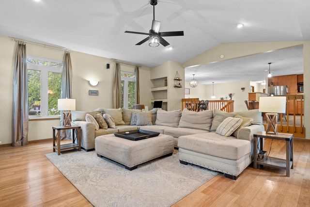 4016 Mary DRIVE, Onalaska, WI 54650