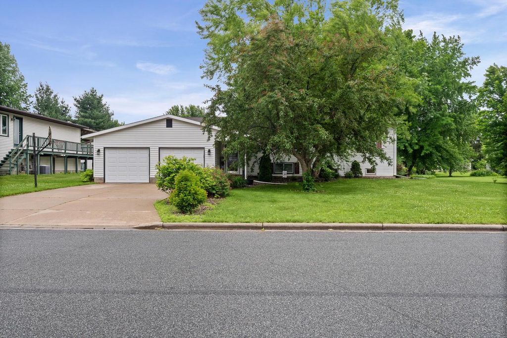 4016 Mary DRIVE, Onalaska, WI 54650