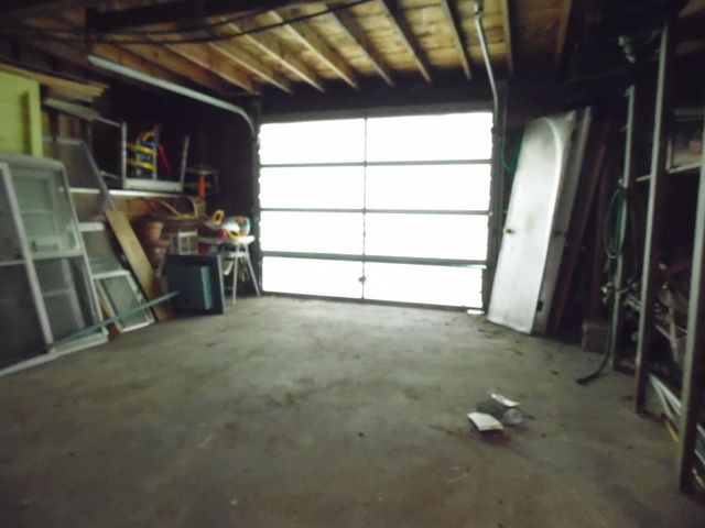 103 Lakeview Drive, Gladwin, MI 48624