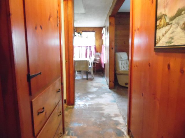103 Lakeview Drive, Gladwin, MI 48624