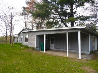 103 Lakeview Drive, Gladwin, MI 48624