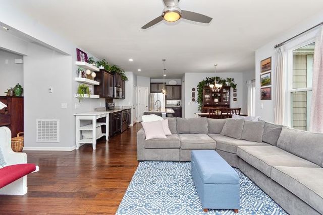 2130 Kirkwood Dr, Mount Juliet, TN 37122