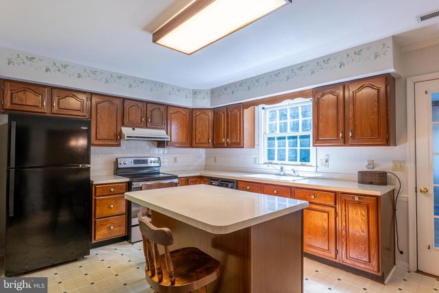9 FAIRWAY EAST DR, Georgetown, DE 19947