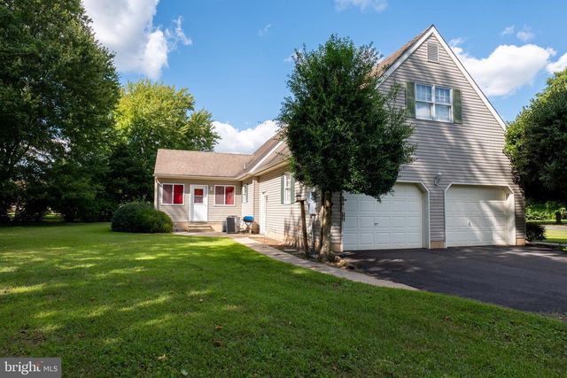 9 FAIRWAY EAST DRIVE, Georgetown, DE 19947
