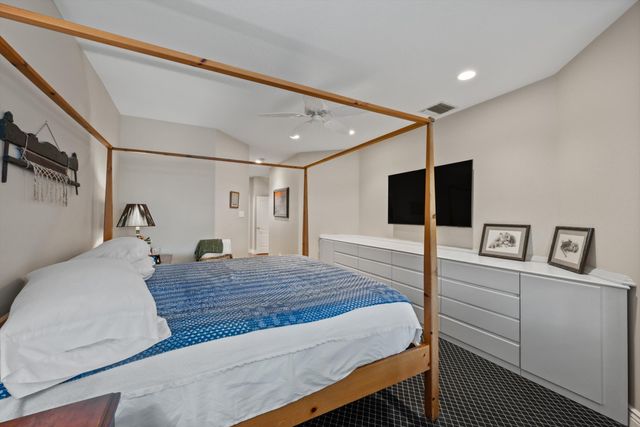 923 Augusta Pointe Drive, Palm Beach Gardens, FL 33418