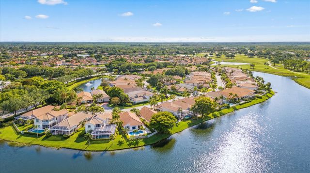 923 Augusta Pointe Drive, Palm Beach Gardens, FL 33418