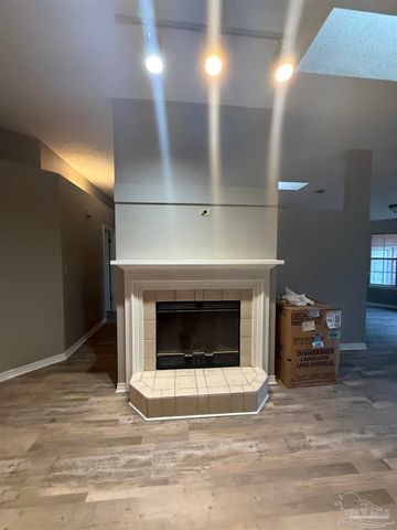 4571 Baybrook Dr, Pensacola, FL 32514