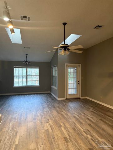 4571 Baybrook Dr, Pensacola, FL 32514