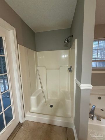 4571 Baybrook Dr, Pensacola, FL 32514