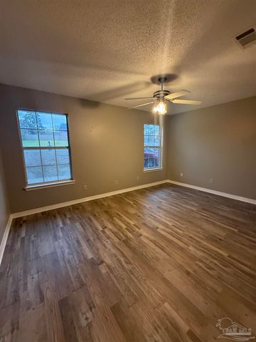 4571 Baybrook Dr, Pensacola, FL 32514