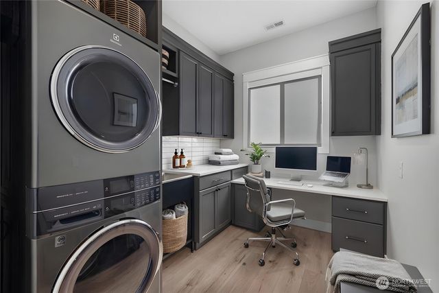 8508 Shaw Lane NE, Lacey, WA 98516