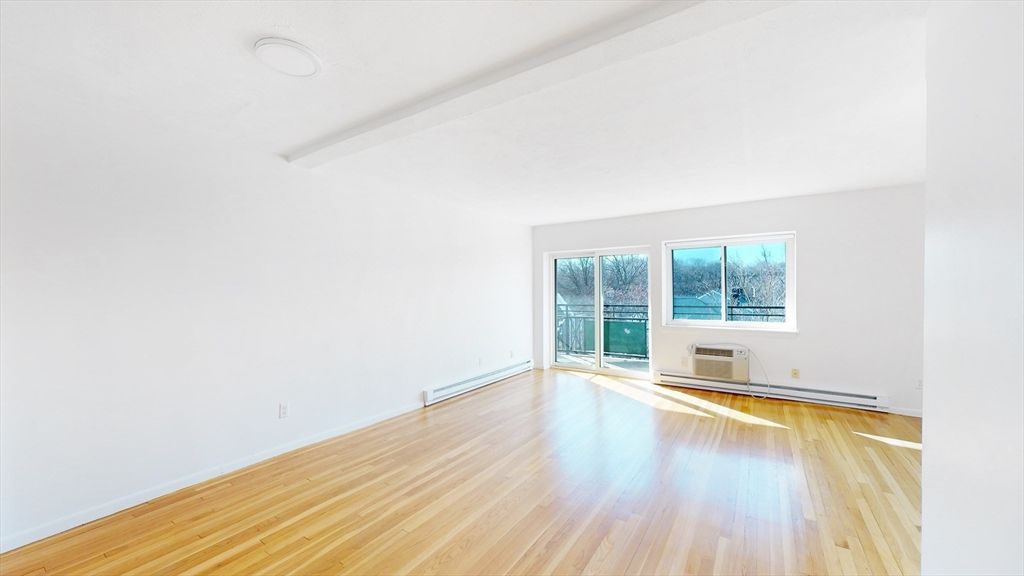 525 Highland Ave. 40, Malden, MA 02148