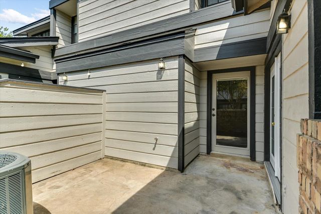 1748 Ohlen RD 37, Austin, TX 78757
