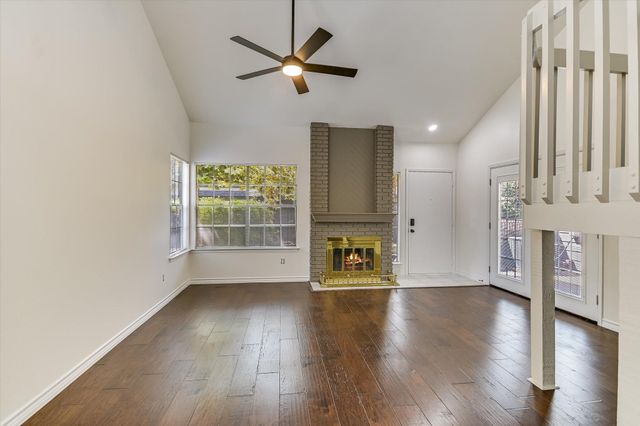 1748 Ohlen RD 37, Austin, TX 78757