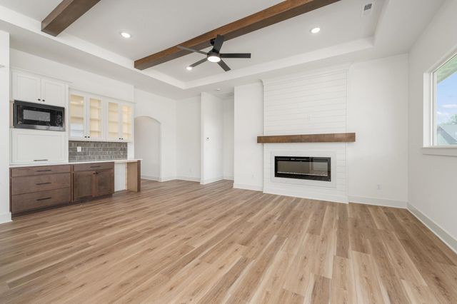 746 N Rainbow Lake Ct, Wichita, KS 67235